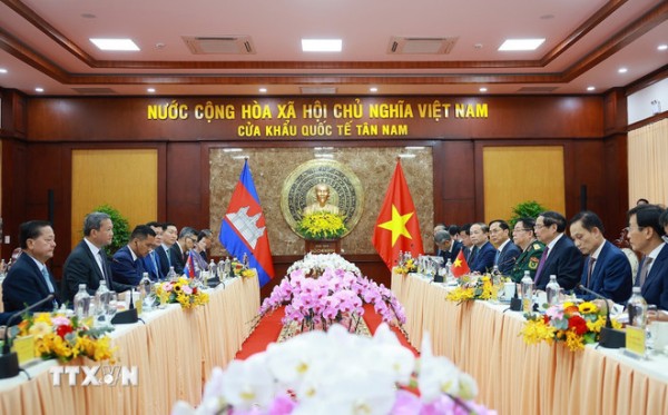 Thủ tướng Chính phủ Phạm Minh Chính và Thủ tướng Hun Manet hội đàm